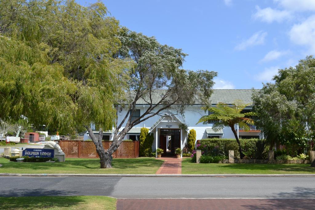 Dolphin Lodge Albany - Self Contained Apartments At Middleton Beach Exterior photo